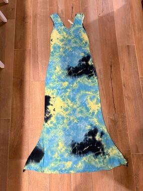 Love Nation Tie-Dye Dress in Blue, Yellow & Black
